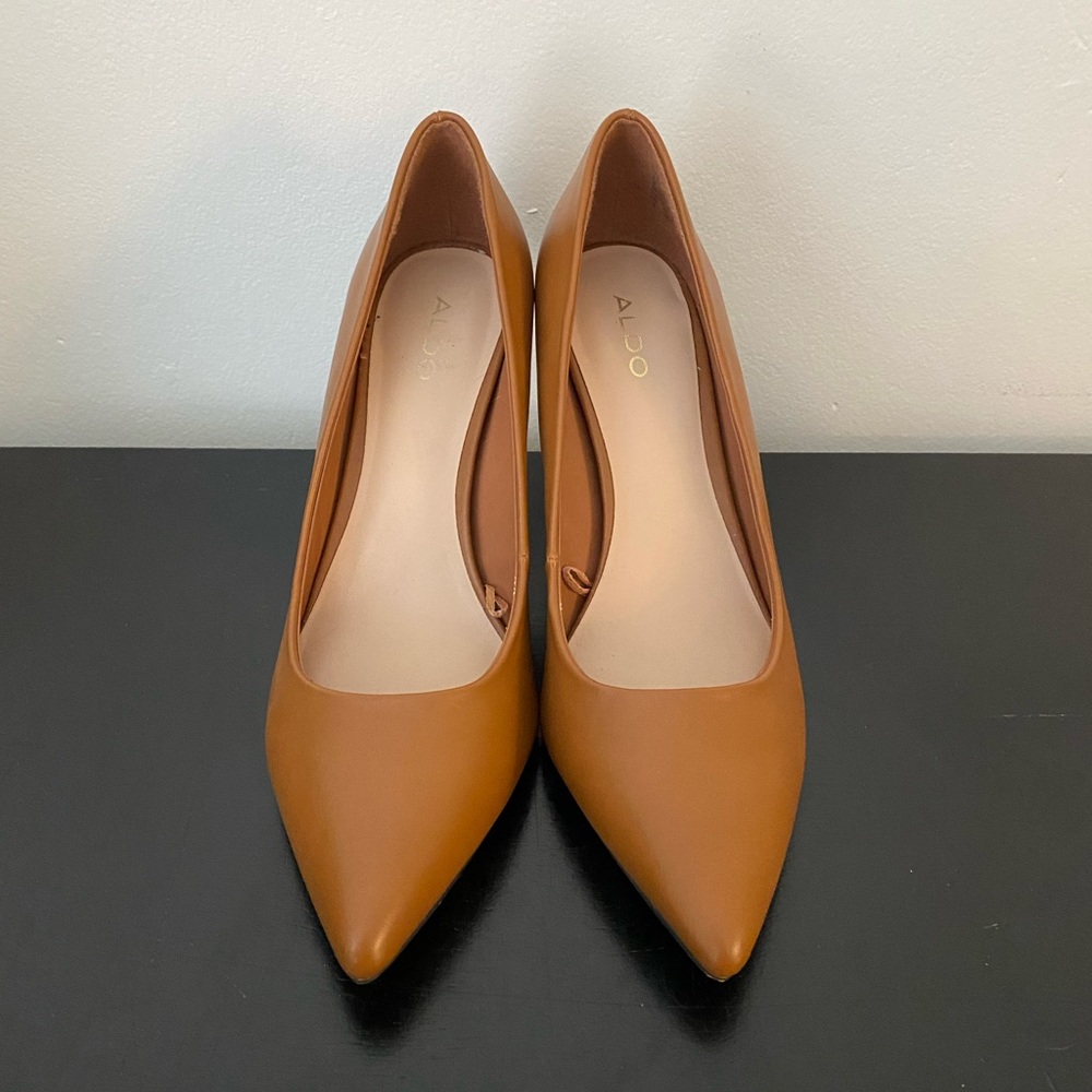 ALDO - Pointed Toe Pumps (Never Worn)